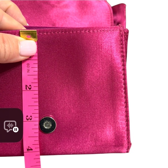 White House Black Market-Hot Pink Satin Bow Chain Wristlet-Barbie Core-Y2K-Glam - Picture 9 of 9